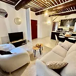 2 Pieces Vieil Apartment