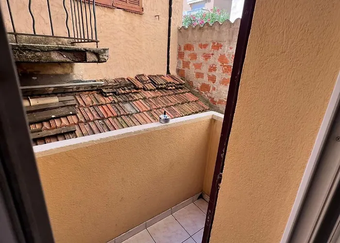 2 Pieces Vieil Apartment